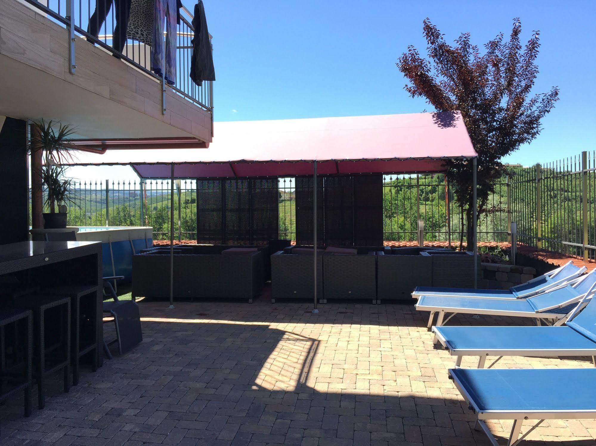 Wellness Suite Na' Canuna' Roddi Exterior foto